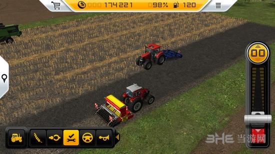 模拟农场14 (Farming Simulator 14)安卓版最新版本v1.4.8截图3