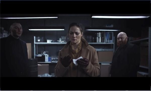 她看见红色 手机版v1.79截图0