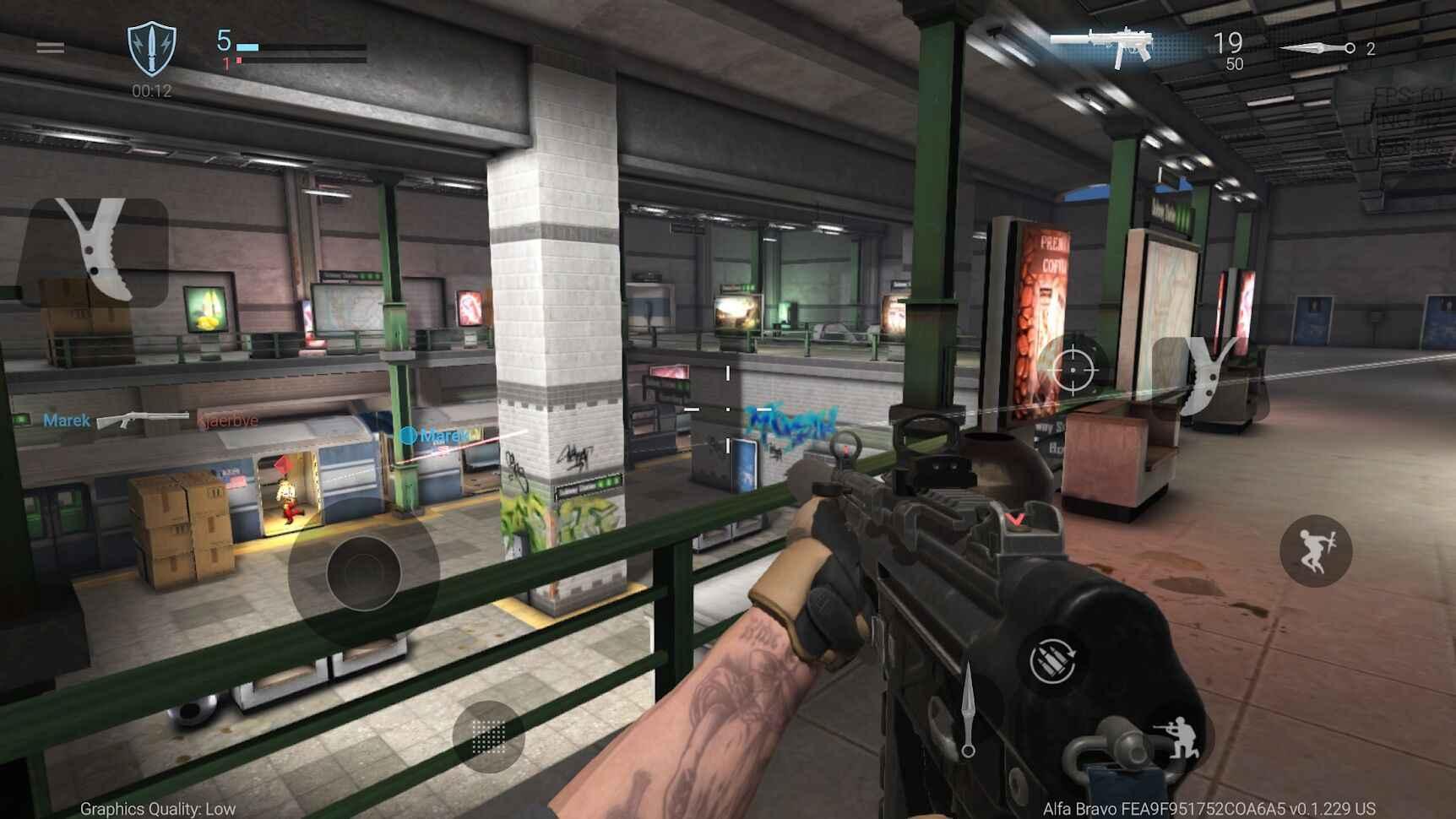 Combat Master(使命召唤16仿版破解版) 0.1.249内置辅助菜单截图3