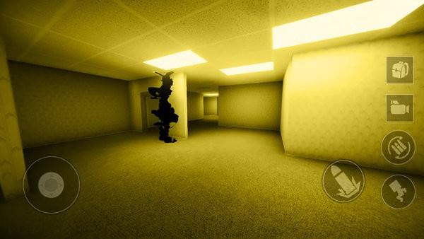 恐怖后室模拟器游戏截图3