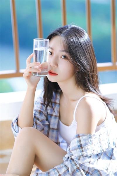 秋葵绿巨人草莓樱桃榴莲全新版截图0