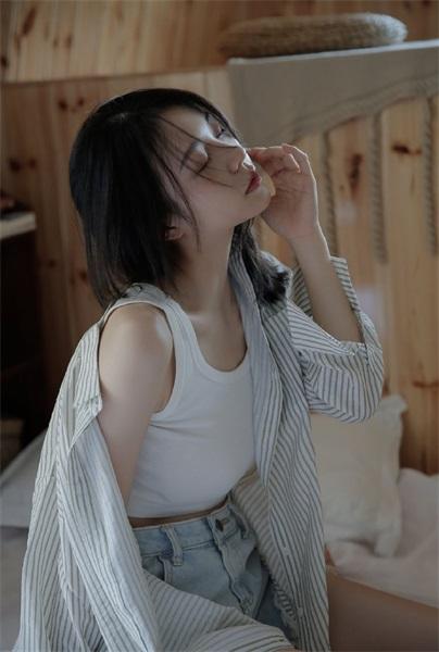 石榴丝瓜秋葵绿巨人草莓最新版截图0