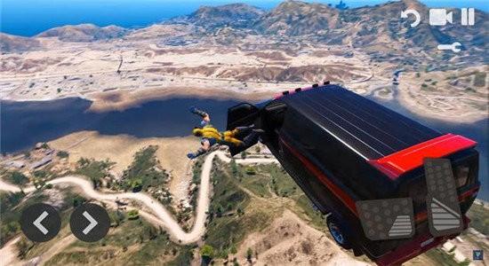 
                        英雄跑车炫技                    截图0