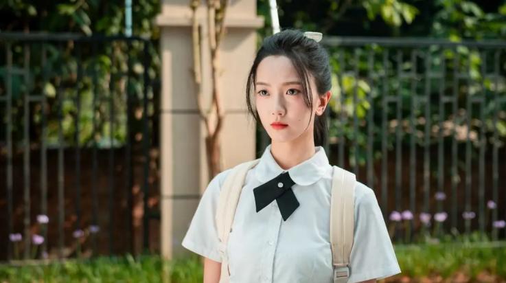 完蛋我被美女包围了前传(完蛋！我被美女包围了！之前传)截图1