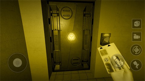 恐怖后室模拟器最新版  v1.1