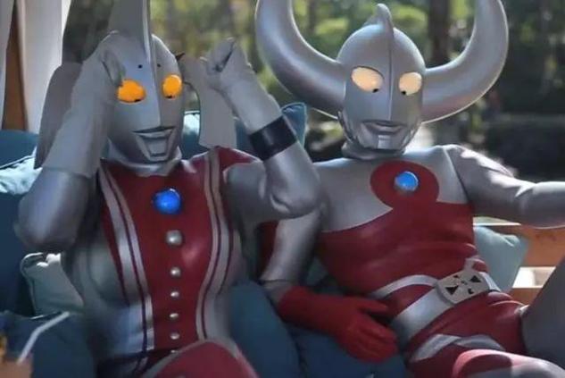 初代奥特曼的迷惑行为表情包 v1.0