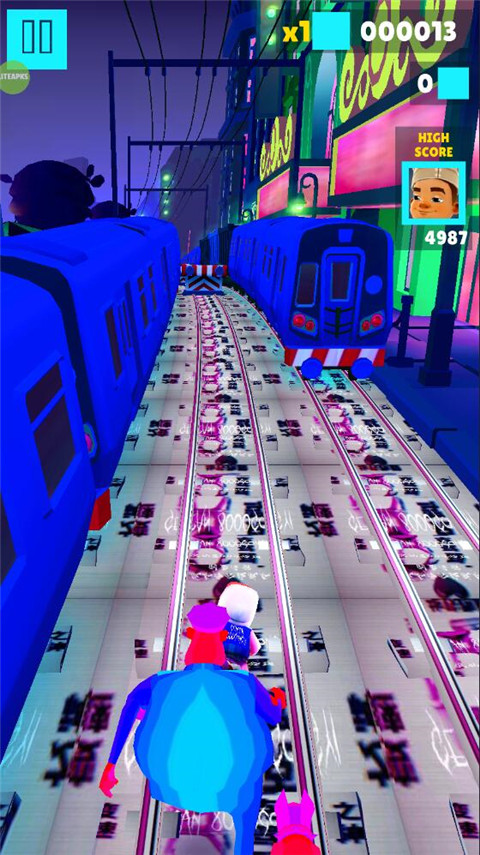 地铁跑酷根灿8000公益版本 v8000