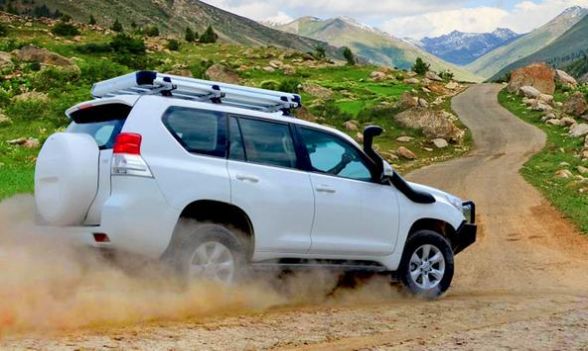 豪华SUV模拟驾驶游戏官方版  v5.0.2