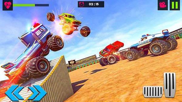 警察怪物卡车追逐游戏官方安卓版  v3.3.3