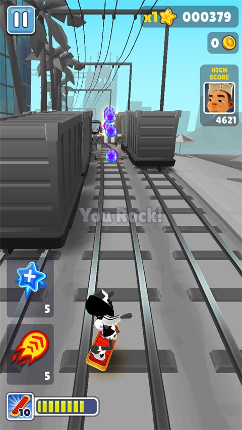 地铁跑酷果茶天天开心版本 168.7M