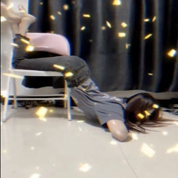 1615446992213511.jpg 抖音漫画还原腰图7.jpg