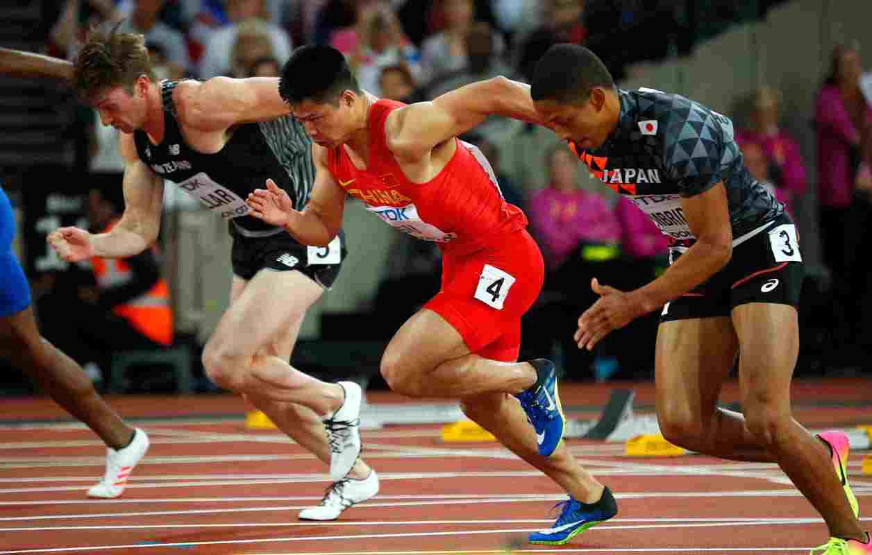 博尔特看苏炳添表情包 v1.0