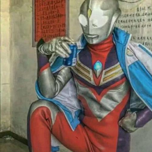 最近抖音上很火的奥特曼潮图.jpg 最近抖音上很火的奥特曼潮图.jpg